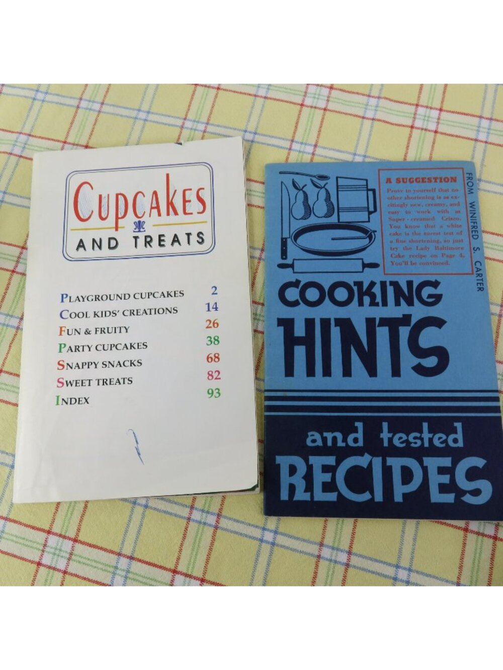 Lot of 16 Vintage Desserts Baking and Sweets Recipe Booklets and Brochures - Picture 6 of 9